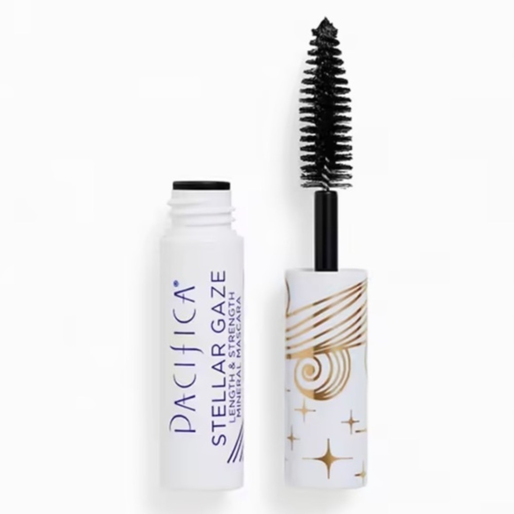 Stellar Gaze Length & Strength Mineral Mascara